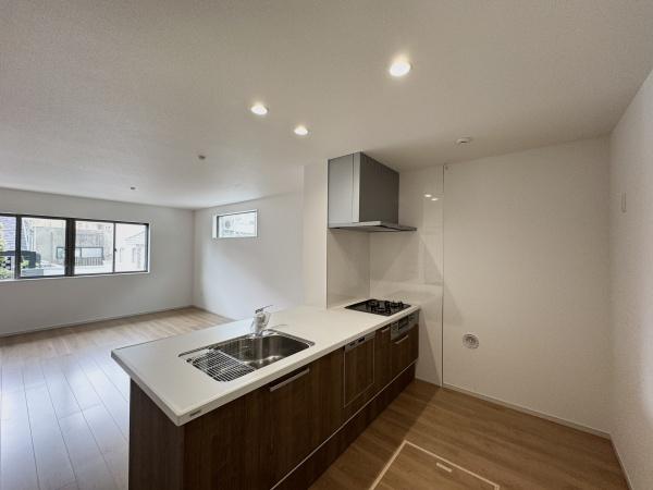 箕面市箕面２丁目の新築一戸建