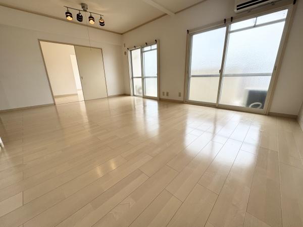 メゾン箕面青松園前　弐番館