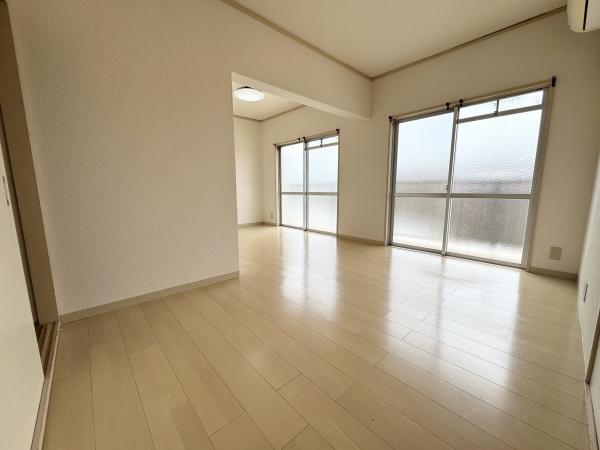 メゾン箕面青松園前　弐番館