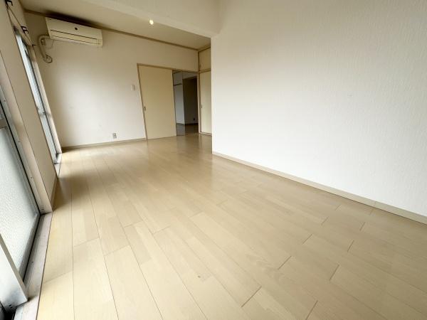 メゾン箕面青松園前　弐番館