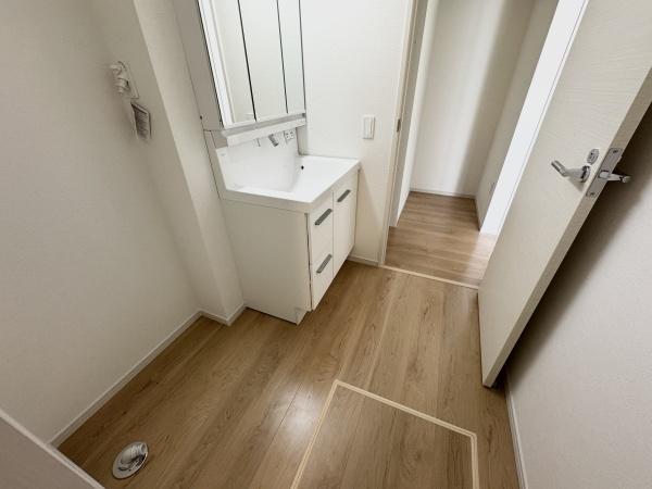 箕面市新稲５丁目の新築一戸建