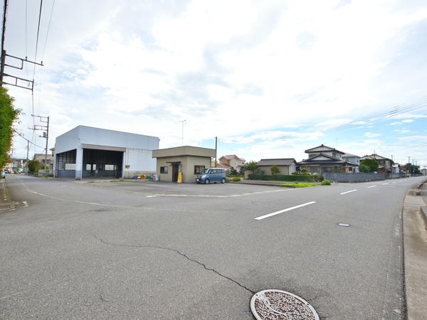 加須市上崎　旧自動車修理工場HOPE　HOUSE