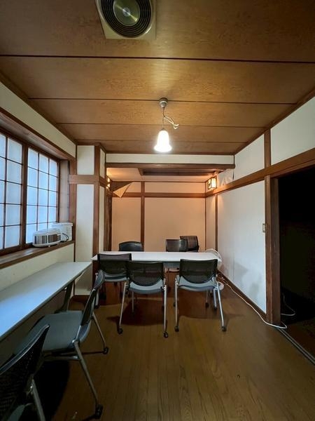 小山市間々田ホープ店舗