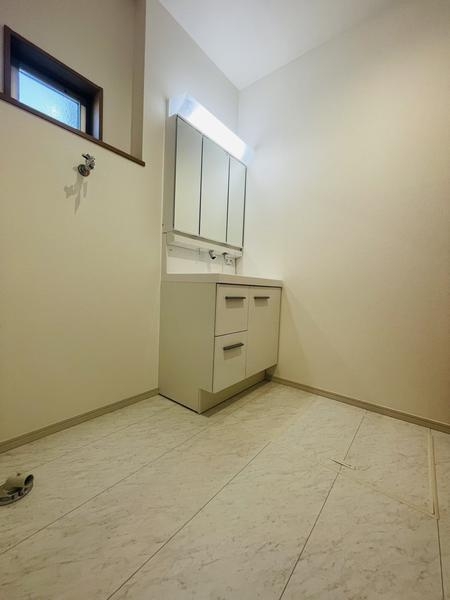 加須市久下２丁目　新築分譲住宅2号棟