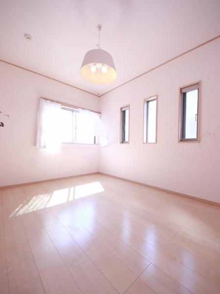 加須市礼羽の中古一戸建て(洋室)