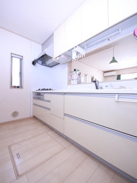 加須市礼羽の中古一戸建て(キッチン)