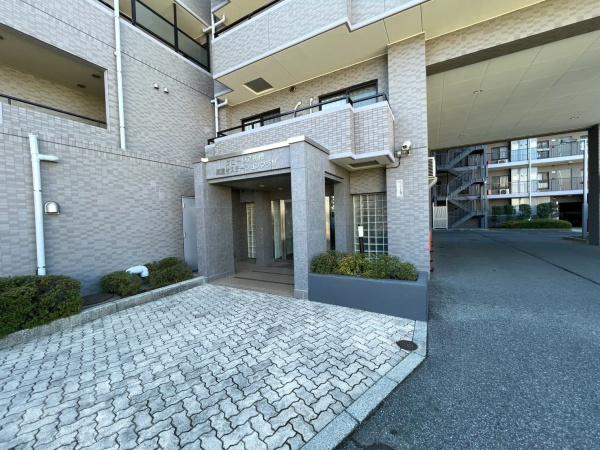 グローリア初穂薬園台ステーションプラザ