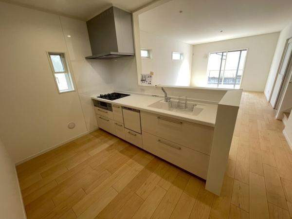 船橋市習志野2丁目新築戸建
