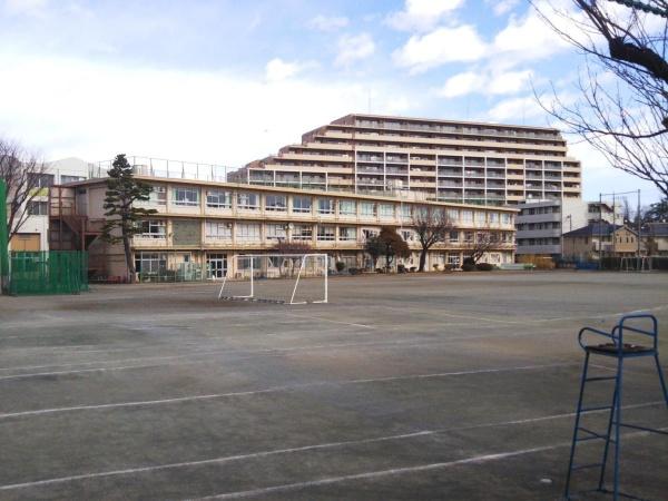 小平市学園西町2丁目　新築分譲住宅全3棟(小平市立小平第四中学校)