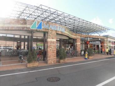 青梅市千ヶ瀬町５丁目の土地(マルフジ千ヶ瀬店)