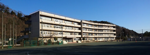 青梅市黒沢1丁目の中古一戸建て(青梅市立第六中学校)