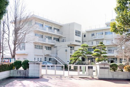 所沢市若狭３丁目の中古一戸建て(所沢市立北野中学校)
