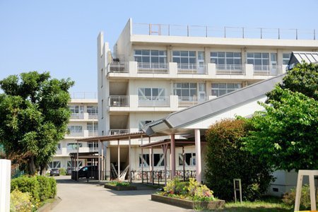 所沢市東狭山ケ丘２丁目の中古一戸建て(所沢市立狭山ケ丘中学校)