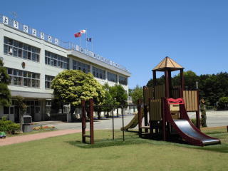 昭島市拝島町１丁目の新築一戸建(昭島市立拝島第一小学校)