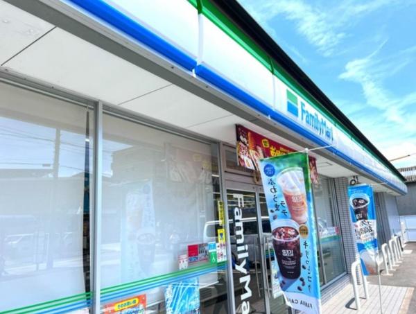 プレサンスNAGOYA本陣(ファミリーマート中村上ノ宮町店)