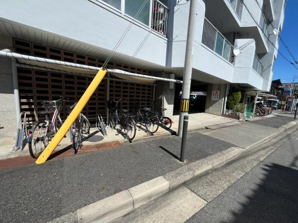 今池アイリス