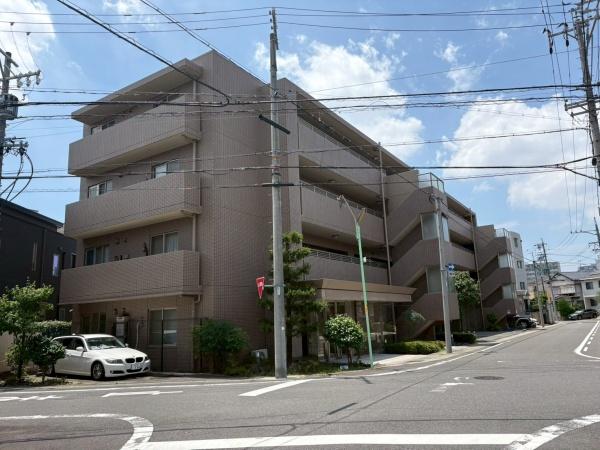 ヒルズ本山穂波町