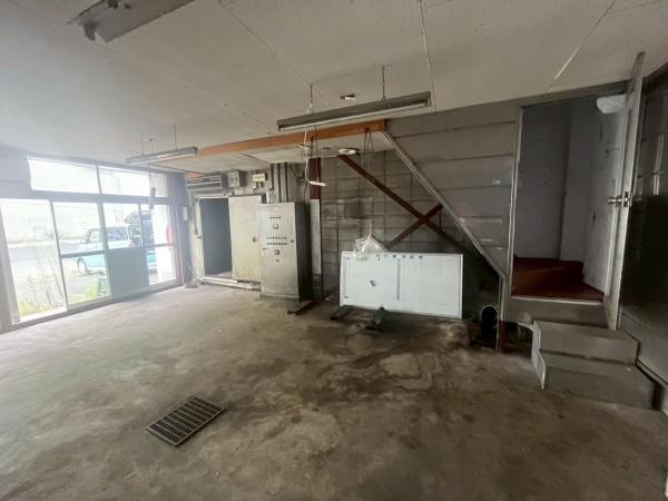 北名古屋市宇福寺天神店舗付戸建