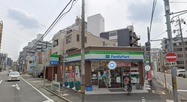 プレサンス鶴舞公園WEST(ファミリーマート千代田二丁目店)