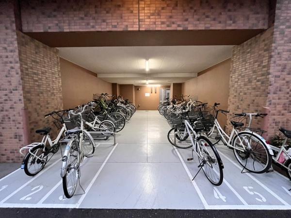 プレサンス鶴舞公園WEST