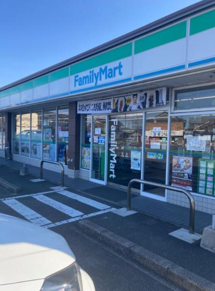 リノア日本福祉大学西(ファミリーマート美浜奥田店)