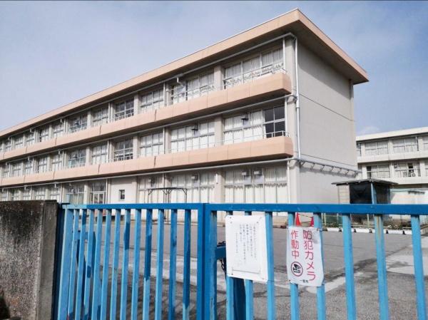 木曽川コーポラス(一宮市立木曽川東小学校)