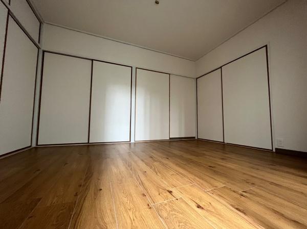 日商岩井丸の内ハイツ