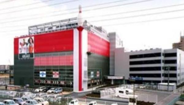 ドミール昭明(ラウンドワンスタジアム中川1号線店)