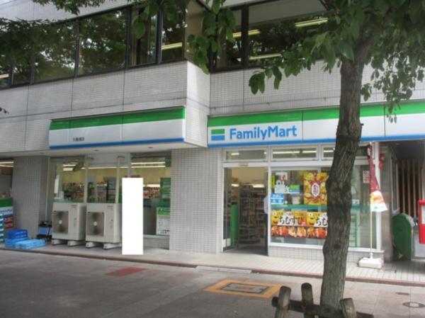 プレサンスTHE久屋大通レジェンド(ファミリーマート久屋通店)