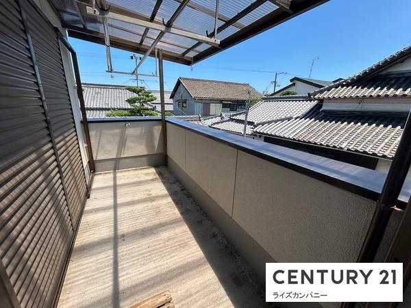 岸和田市小松里町の中古一戸建て