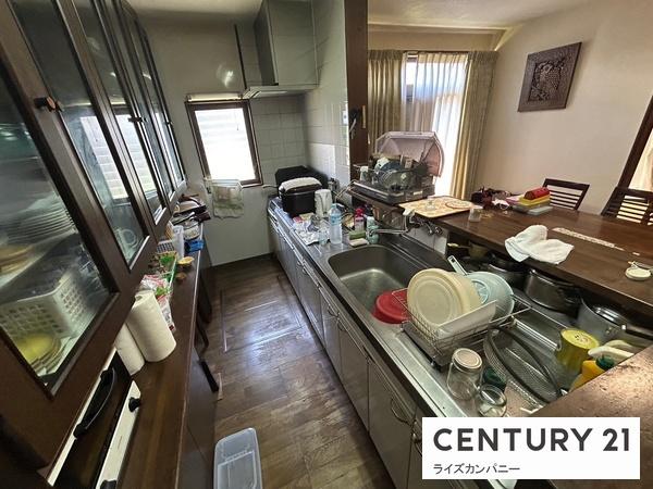 岸和田市小松里町の中古一戸建て