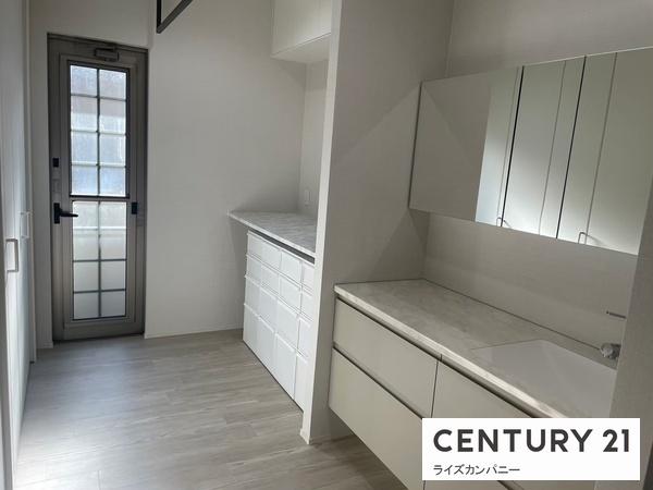 泉佐野市中庄　中古戸建