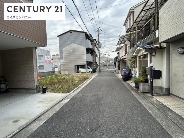 堺市西区鳳東町7丁　新築戸建