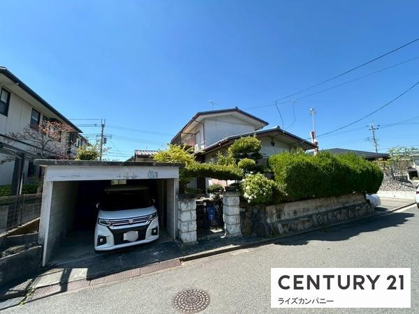 和泉市青葉台3丁目　中古戸建