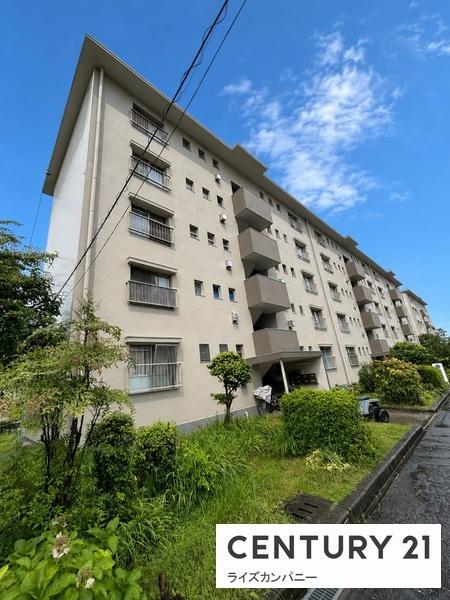 鶴山台第二住宅7号棟