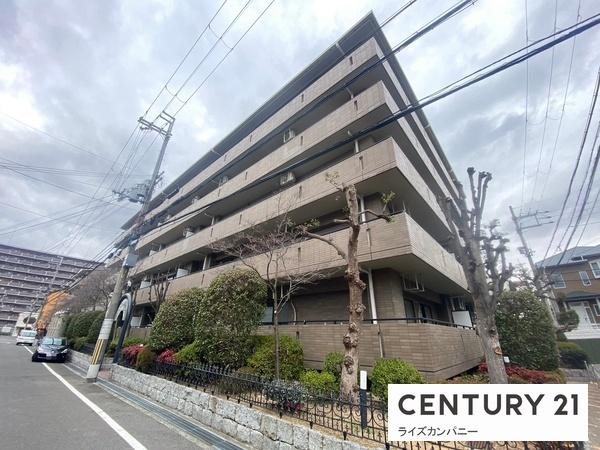 ビバリーヒルズ鶴山台