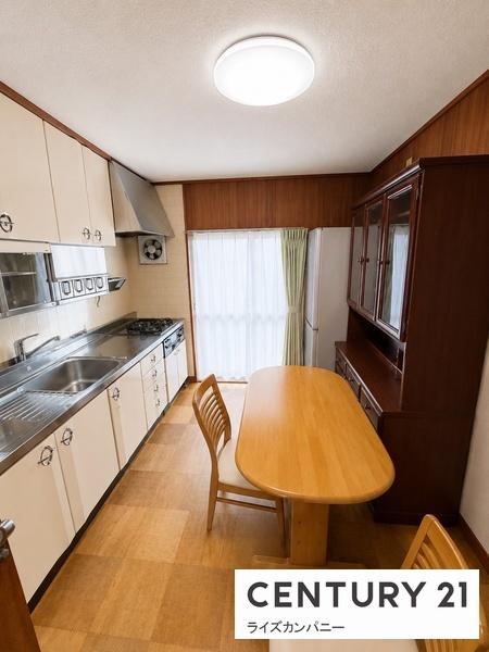 陵南住宅1号棟