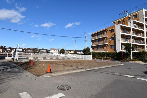 ☆建築条件なし☆注文住宅☆テナント☆三方向道路・北側公園