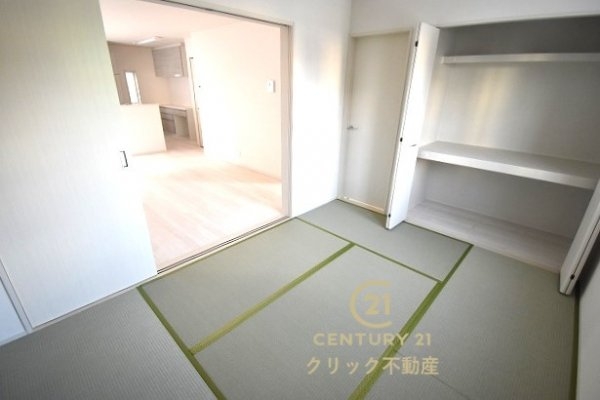 いろどりアイタウン　笠間市平町　21-P1　21
