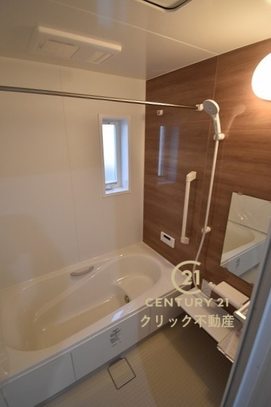 いろどりアイタウン　笠間市平町　21-P1　21