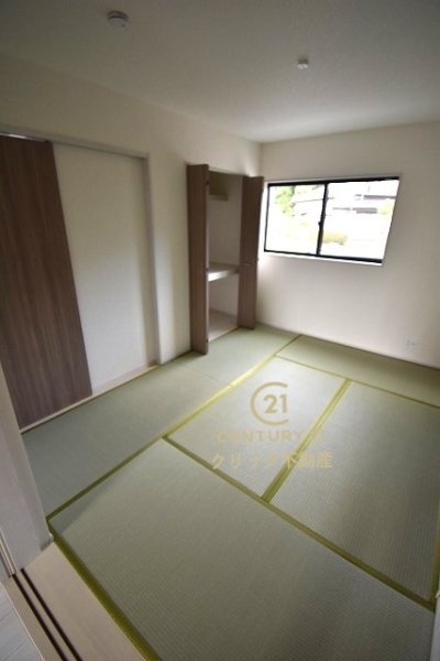 いろどりアイタウン　笠間市市野谷　24-P1　1