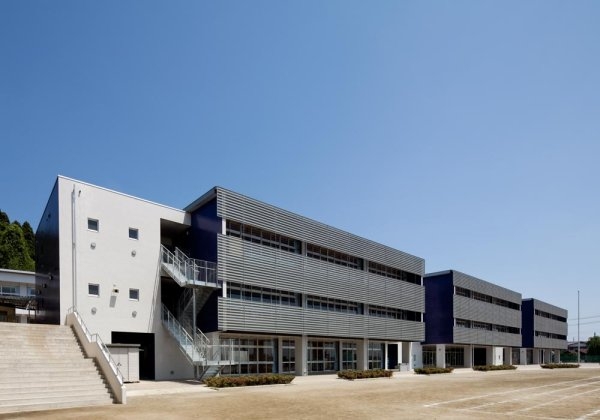 Terrace 日立市大久保町 1期 2(日立市立大久保中学校)