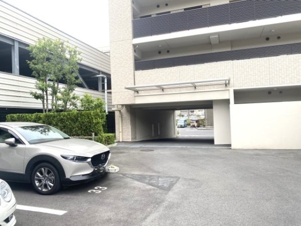 プラウド水戸三の丸(駐車場)