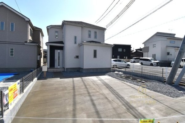 ハートフルタウン　ひたちなか市足崎1474番　A