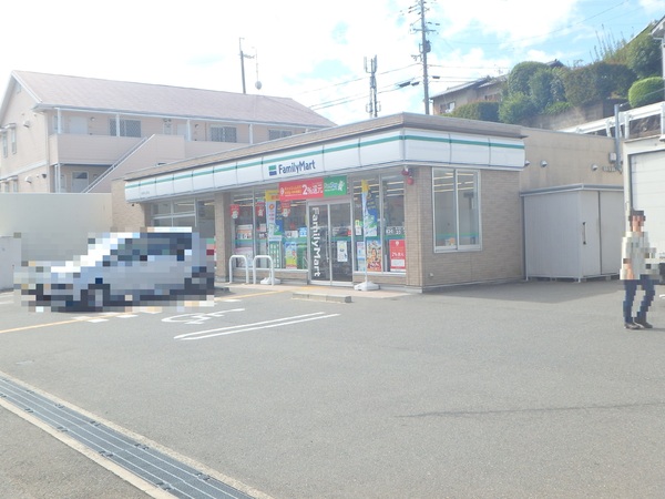 奈良市中山町の中古一戸建て(ファミリーマート奈良秋篠町店)