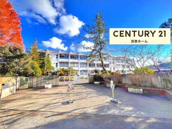 宇陀市榛原ひのき坂2丁目の中古一戸建て(宇陀市立榛原東小学校)