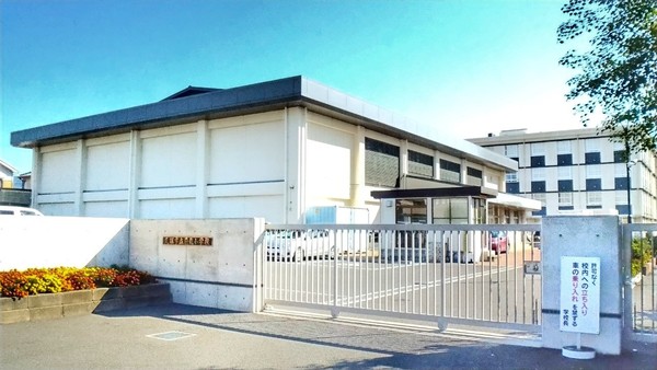 天理市庵治町の中古一戸建て(天理市立西中学校)