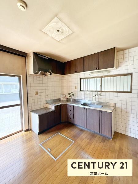 生駒市有里町の中古一戸建て