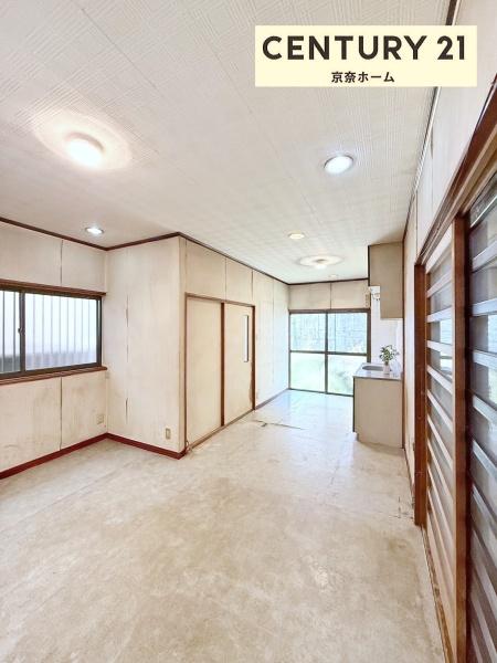 城陽市寺田正道の中古一戸建て(リビング)