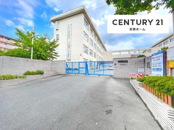 奈良三条町住宅　3号棟(奈良市立三笠中学校)